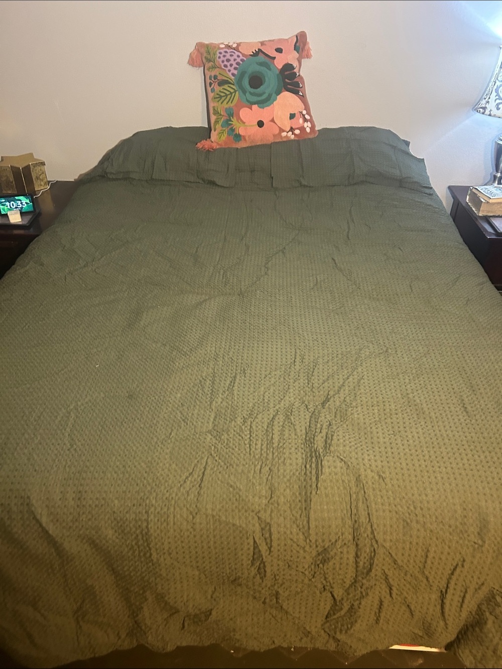 Bedsure Queen size, Olive Green Textured comforter